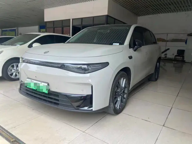 Фотография автомобиля — Leapmotor C10