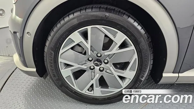 Genesis GV60 — Фото автомобиля 4