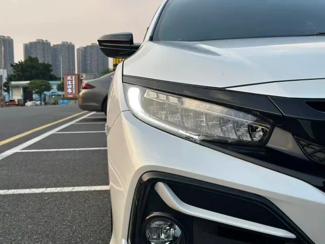 Honda Civic — Фото автомобиля 18