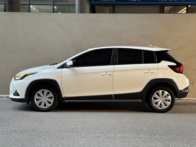 Toyota YARiS L Zhi Xuan — Фото автомобиля 3