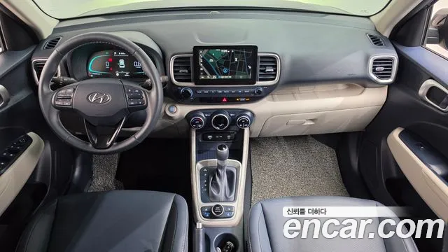Hyundai Venue — Фото автомобиля 10