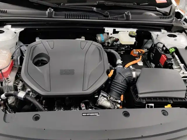 Geely Galaxy L6 — Фото автомобиля 10