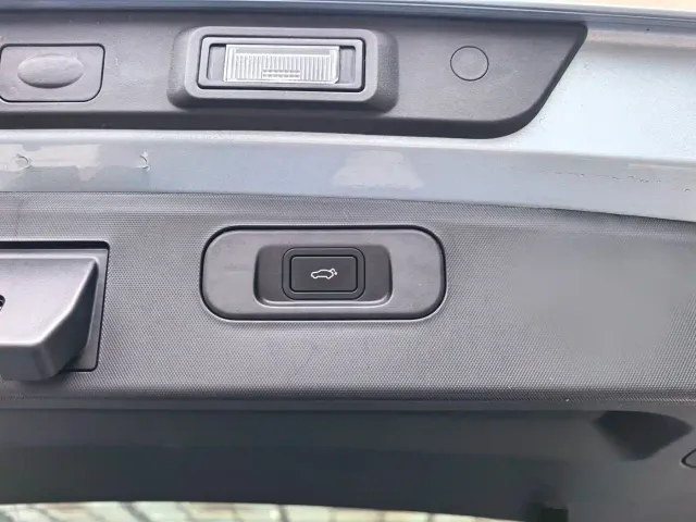 Geely ICON — Фото автомобиля 17