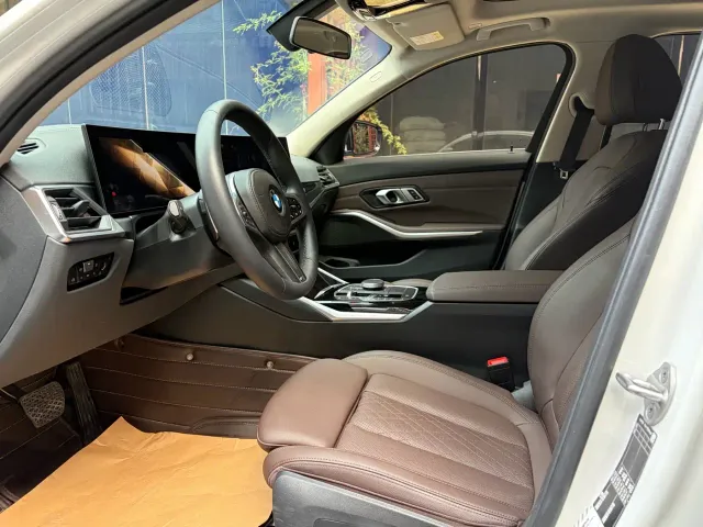 BMW 3 Series — Фото автомобиля 24