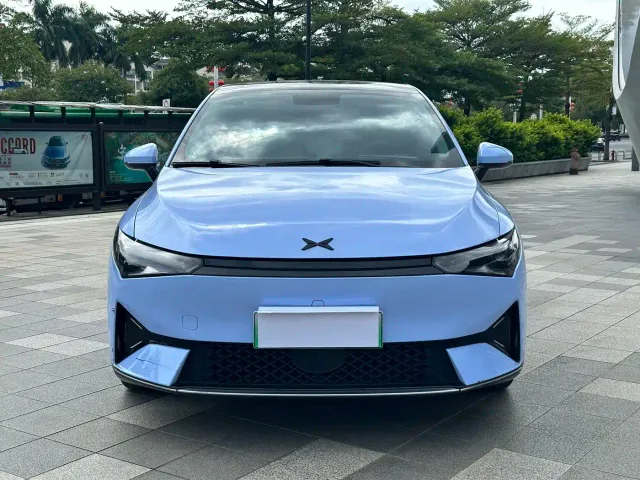 Xpeng P5 — Фото автомобиля 2