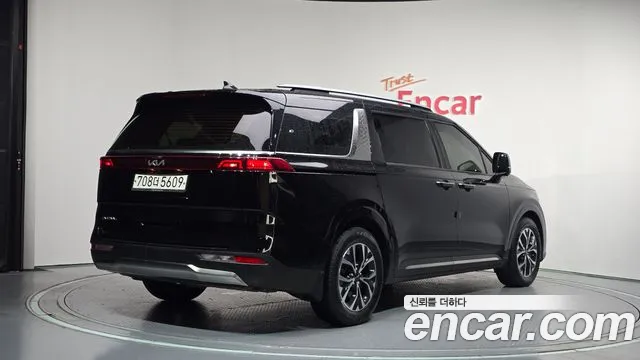 Kia Canival Carnival 4 поколение Дизель 11 мест Signature — Фото автомобиля 2