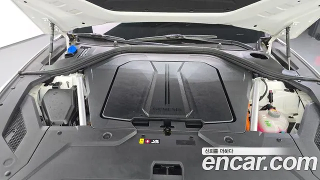 Genesis GV70 Electrified — Фото автомобиля 9