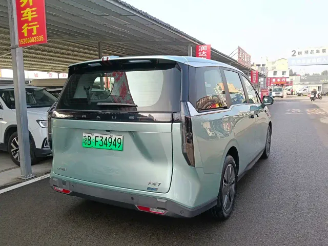 Maxus Dajia 7 — Фото автомобиля 7