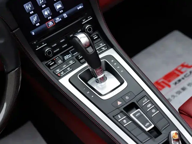 Porsche 718 — Фото автомобиля 14