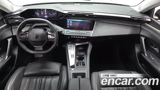 Peugeot 308 — Фото автомобиля 7