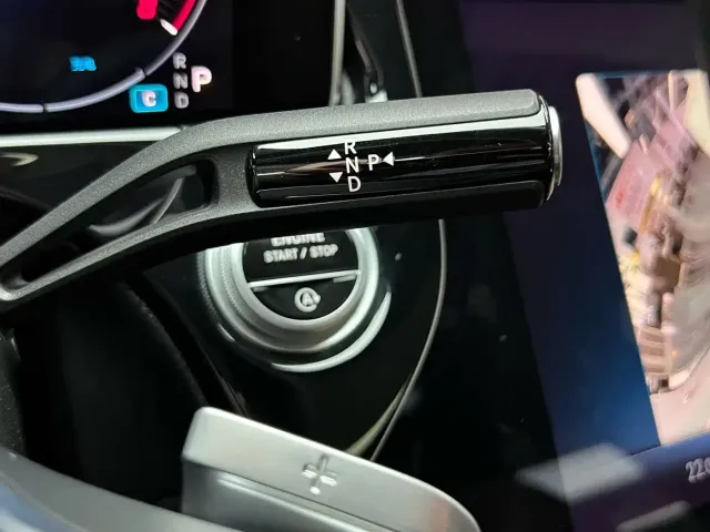 Mercedes-Benz E-Class — Фото автомобиля 23