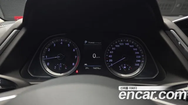 Hyundai Sonata — Фото автомобиля 8