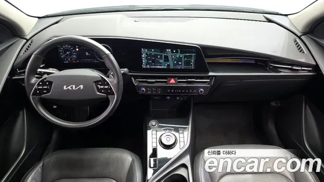 Kia Niro Niro (New) — Фото автомобиля 10