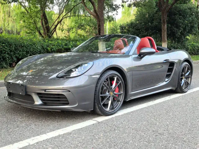 Фотография автомобиля — Porsche 718
