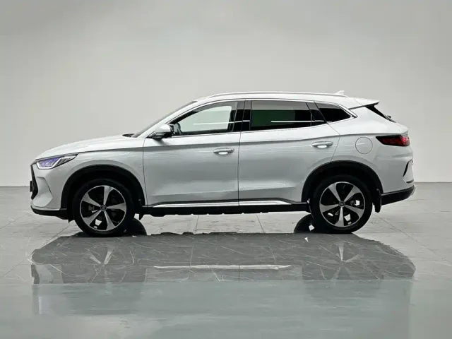 BYD Song PLUS — Фото автомобиля 3