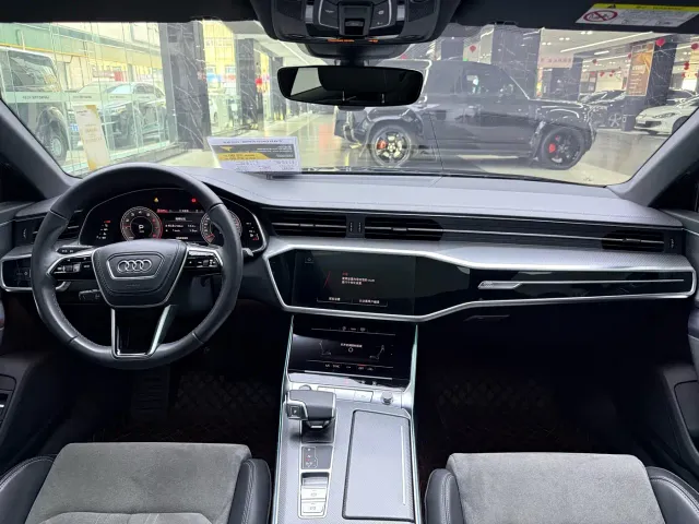 Audi A6L — Фото автомобиля 8