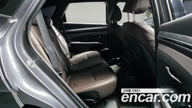 Hyundai Tucson Tucson (NX4) Дизель 2.0 2WD — Фото автомобиля 5