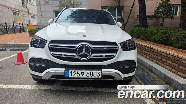 Mercedes-Benz GLE-Class — Фото автомобиля 14