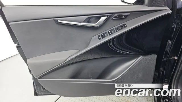 Kia Niro All Niro EV Air — Фото автомобиля 24