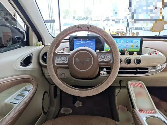 Wuling Bingo — Фото автомобиля 10