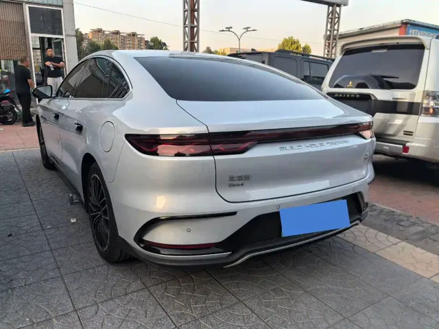 BYD Han — Фото автомобиля 4