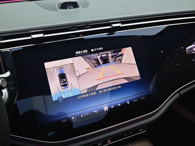 Mercedes-Benz E-Class — Фото автомобиля 9