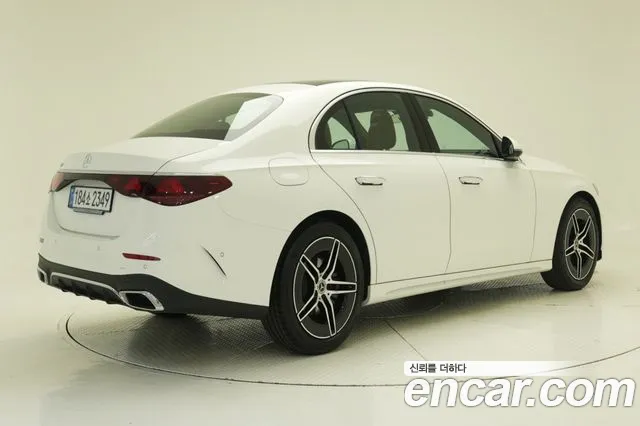 Mercedes-Benz E-Class W214 — Фото автомобиля 2