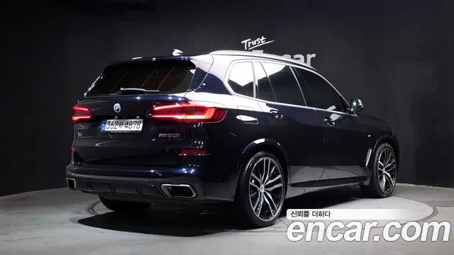 BMW X5 — Фото автомобиля 2