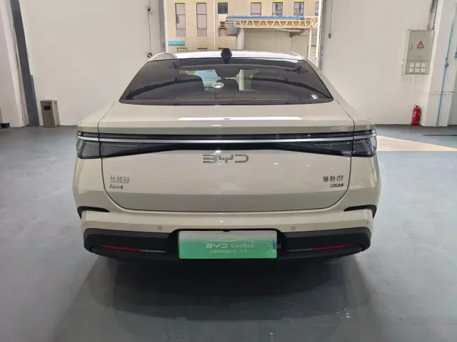 BYD Seal 07 DM-i — Фото автомобиля 5
