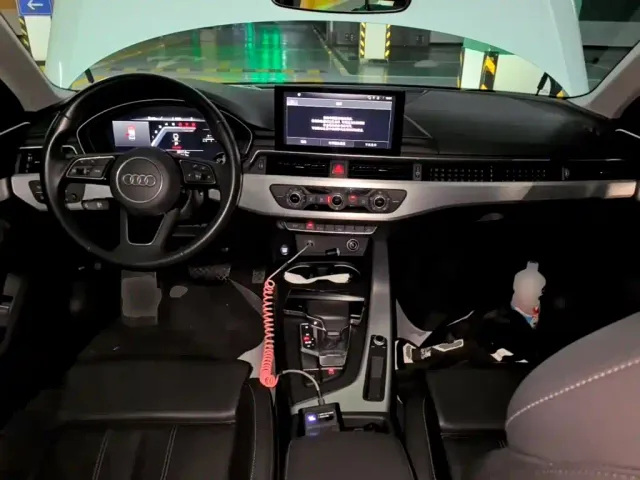 Audi A4L — Фото автомобиля 5