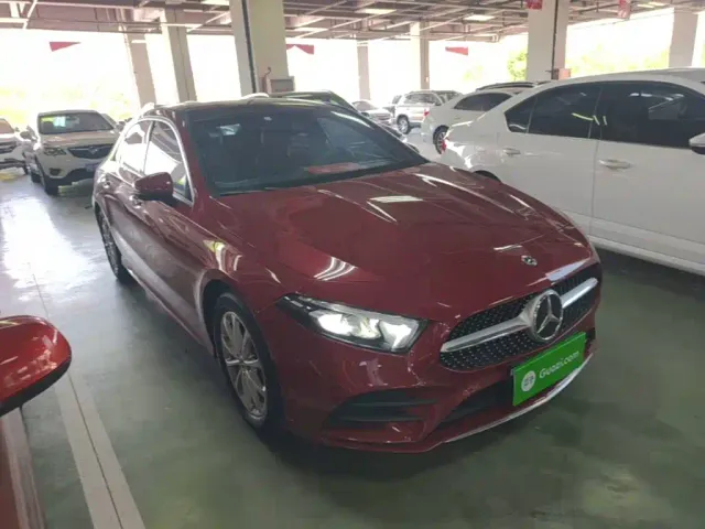 Mercedes-Benz A-Class — Фото автомобиля 3