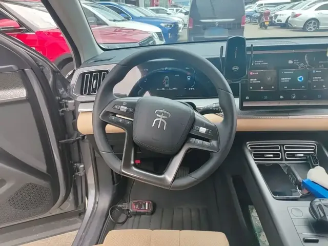 BYD Song Pro New Energy 2025 2nd Gen DM-i 75KM Leading Type — Фото автомобиля 10
