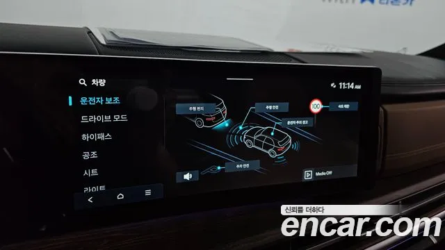 Hyundai Santa Fe — Фото автомобиля 21
