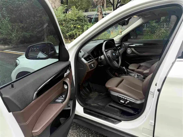 BMW X1 — Фото автомобиля 7