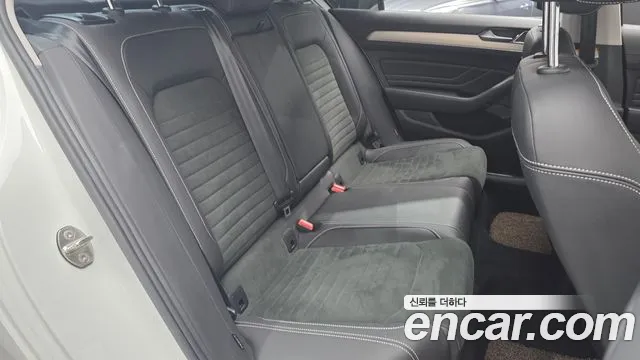 Volkswagen Passat Passat GT(B8) 2.0 TDI Premium — Фото автомобиля 12