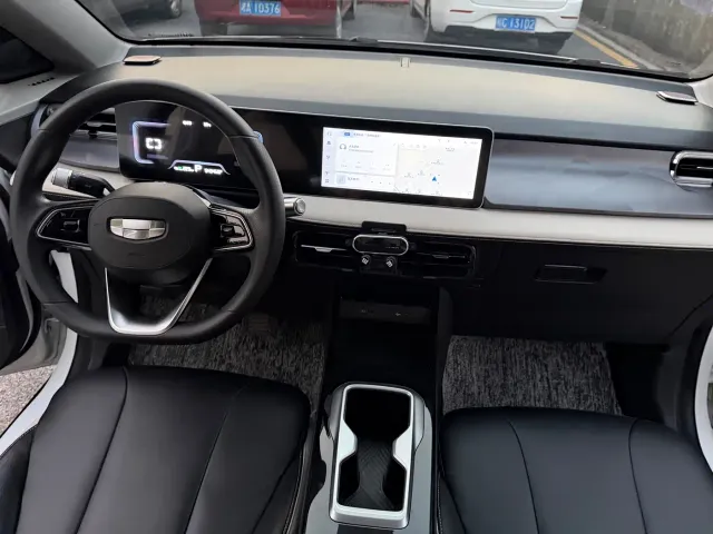 Geely Geometry E Firefly — Фото автомобиля 7