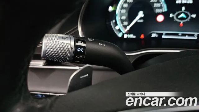 Genesis GV80 — Фото автомобиля 29
