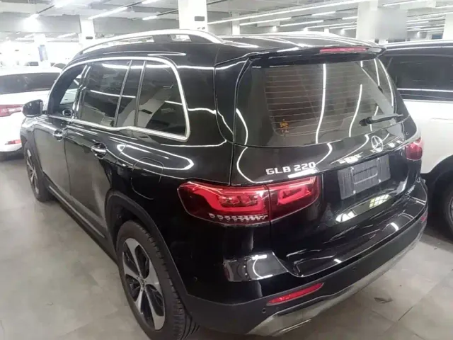 Mercedes-Benz GLB-Class — Фото автомобиля 22