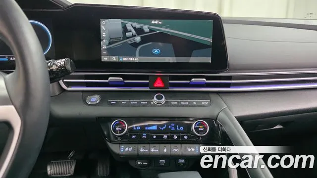 Hyundai AVANTE Avante (CN7) — Фото автомобиля 14