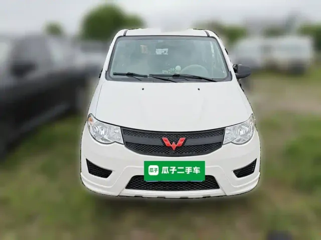 Wuling Hongguang — Фото автомобиля 2