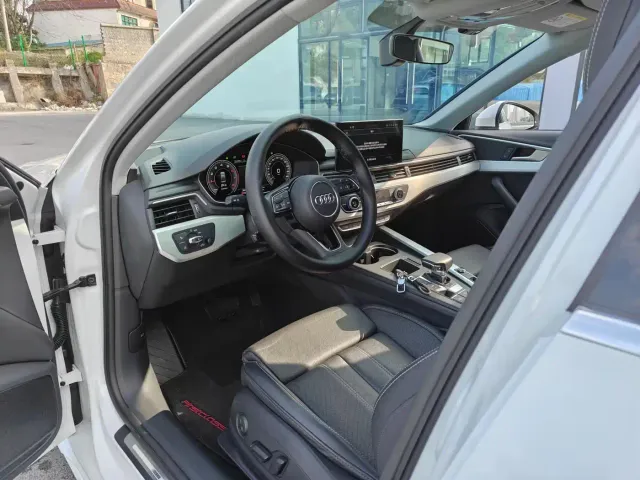 Audi A4L — Фото автомобиля 6
