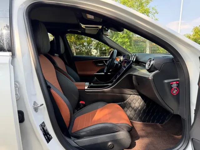 Mercedes-Benz C-Class — Фото автомобиля 10