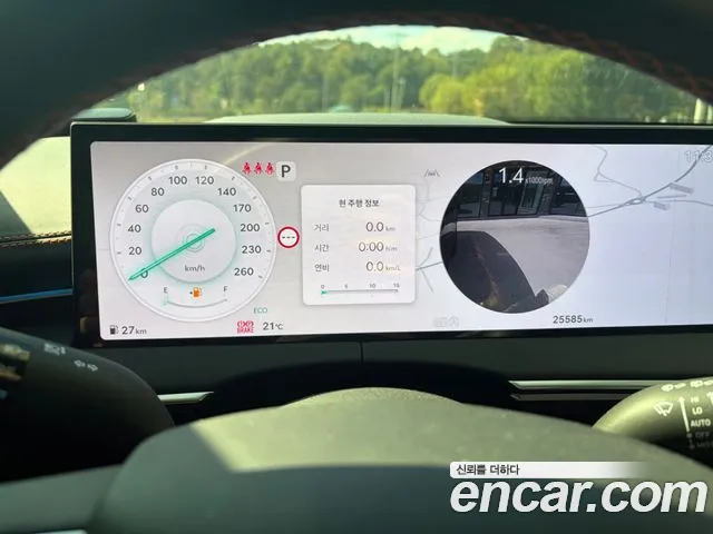 Genesis GV70 — Фото автомобиля 18