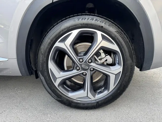Geely Xingyue L — Фото автомобиля 10