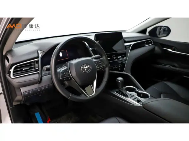Toyota Camry — Фото автомобиля 6