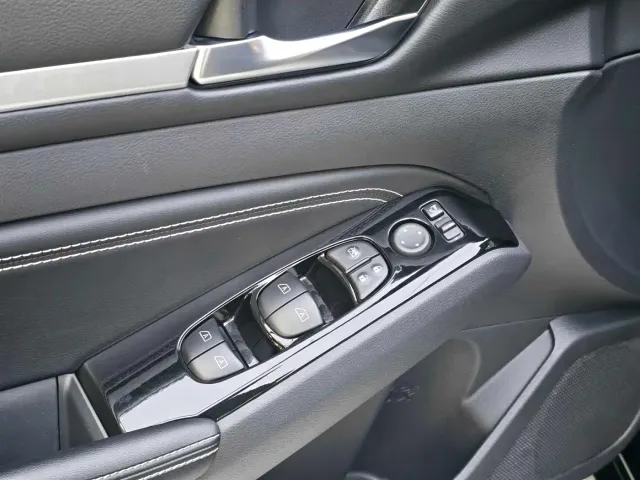 Nissan Teana — Фото автомобиля 11