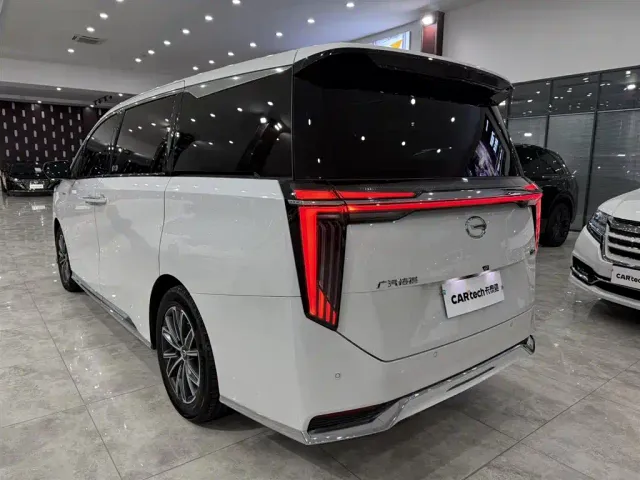 GAC Trumpchi M8 — Фото автомобиля 6
