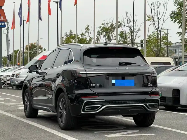 Hongqi HS5 — Фото автомобиля 7