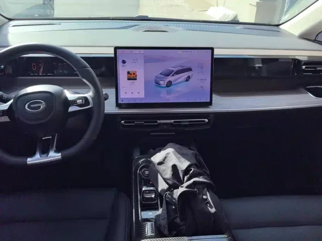 GAC Trumpchi E8 — Фото автомобиля 12