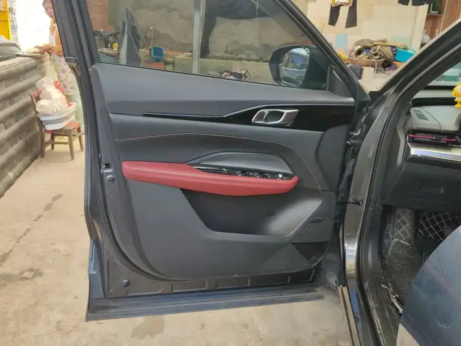 Changan Oshan Changan Oshan Z6 2023 Blue Whale 2.0T Auto Smart Drive — Фото автомобиля 7